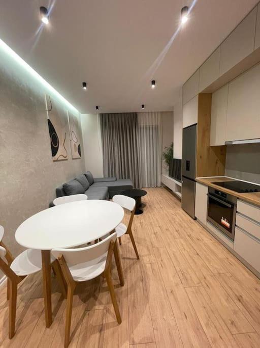 Comfort,Excellence. Kamez 외부 사진